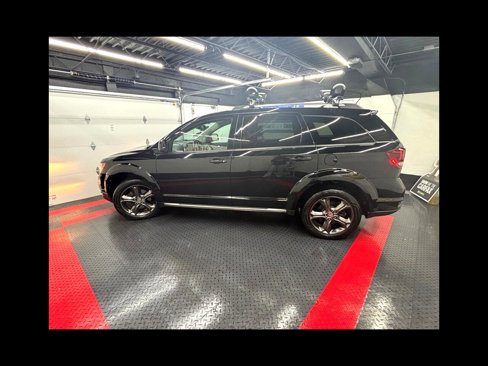 Used 2015 Dodge Journey Crossroad w/ Flexible Seating Group image 1