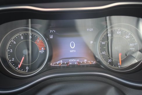Used 2021 Jeep Cherokee Limited image 15