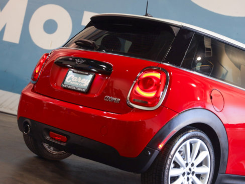 Used 2019 MINI Cooper 2-Door Hardtop image 13