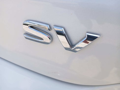 Used 2024 Nissan Kicks SV image 16