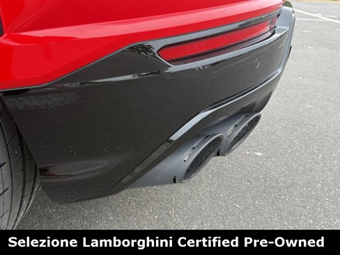 Used 2022 Lamborghini Urus image 11