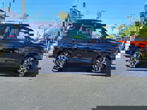 New 2025 Subaru Forester Touring image 8