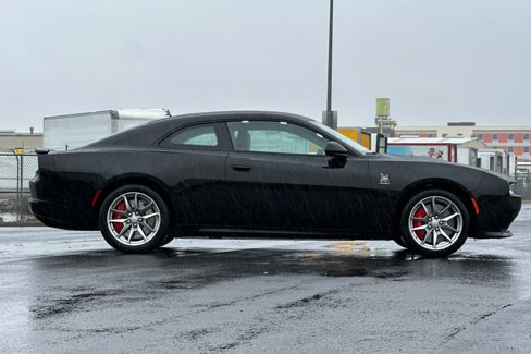 New 2025 Dodge Charger Daytona Scat Pack w/ Track Pack image 2