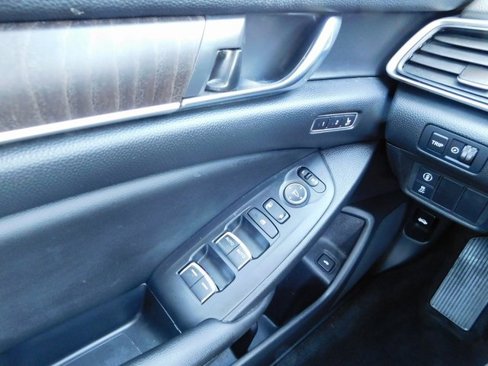 Used 2019 Honda Accord EX-L image 24