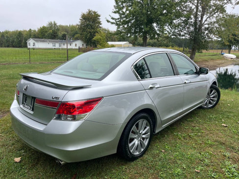 Used 2011 Honda Accord EX-L image 9