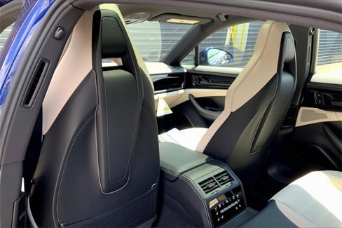 New 2025 Porsche Panamera 4 image 22