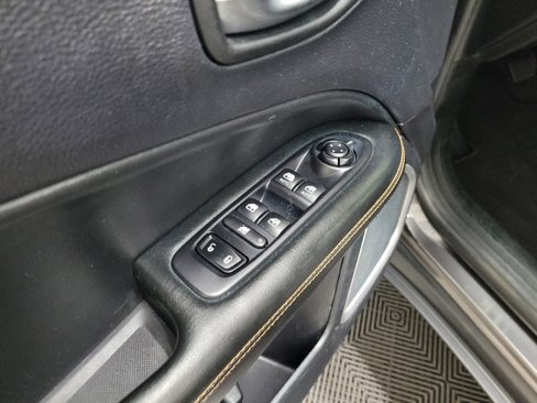 Used 2018 Jeep Compass Limited w/ Navigation Group image 27