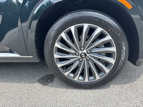 Used 2025 Hyundai Palisade Calligraphy image 12