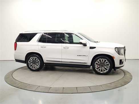 Used 2024 GMC Yukon Denali Ultimate image 9