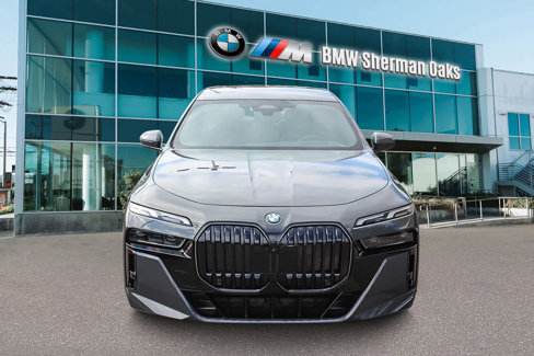 New 2026 BMW i7 eDrive50 w/ M Sport Package image 2