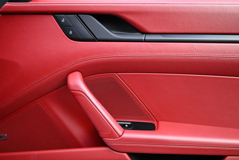 Used 2022 Porsche 911 Carrera 4 GTS image 62