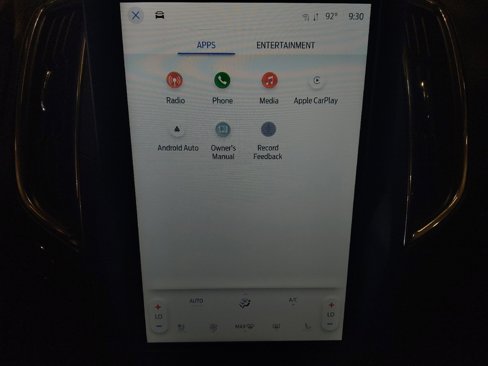 Used 2022 Ford Edge Titanium image 25