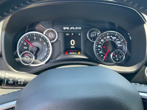 Used 2021 RAM 1500 Big Horn image 17