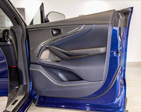 Used 2025 Aston Martin DBX 707 image 46