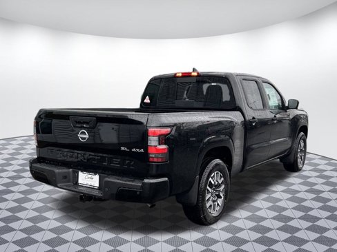 New 2025 Nissan Frontier SL image 3