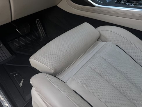 Used 2025 BMW X7 xDrive40i w/ M Sport Package image 20