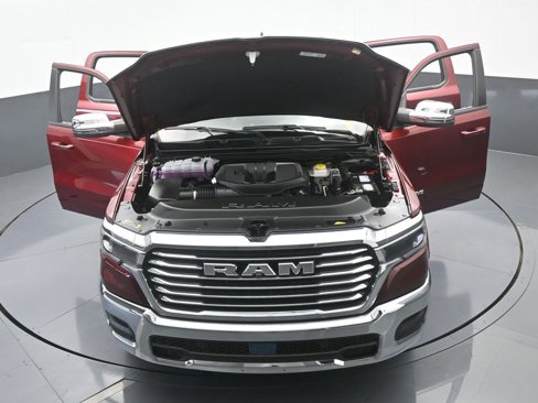 Used 2025 RAM 1500 Laramie image 72