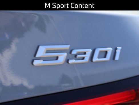 New 2026 BMW 530i xDrive w/ Executive Package image 24