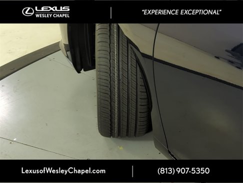 Used 2024 Lexus ES 350 w/ Premium Package image 31