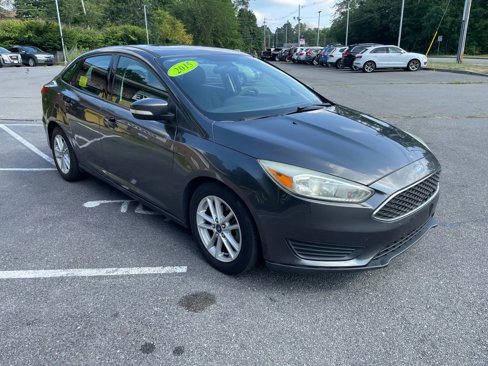 Used 2015 Ford Focus SE image 7