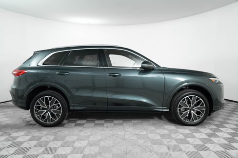 New 2025 Audi Q5 Premium Plus image 8