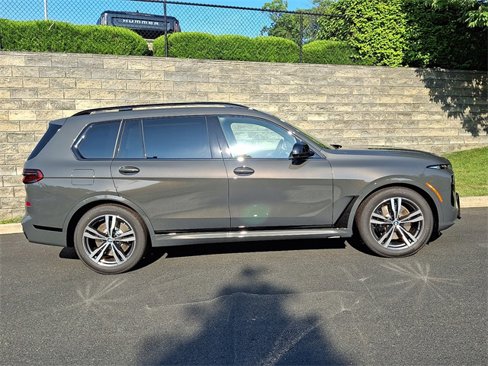 New 2026 BMW X7 M60i w/ Executive Package image 7