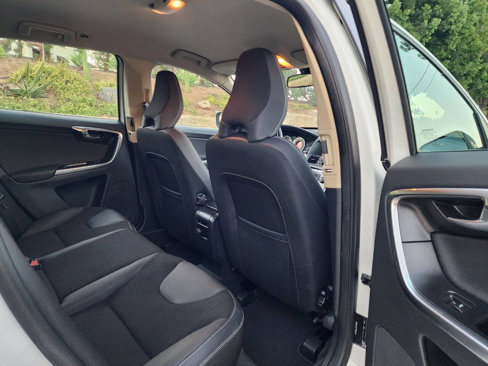 Used 2013 Volvo XC60 3.2 image 18