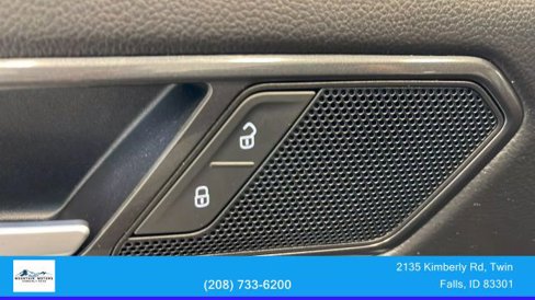 Used 2022 Volkswagen Tiguan SE R-Line image 19
