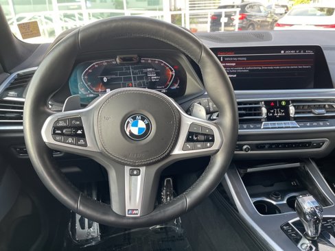 Used 2022 BMW X7 xDrive40i w/ M Sport Package image 16