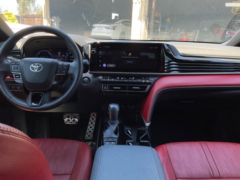 Used 2025 Toyota Camry XSE image 13