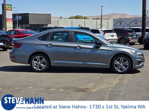 Used 2020 Volkswagen Jetta R-Line image 6