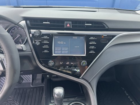 Used 2018 Toyota Camry SE image 15