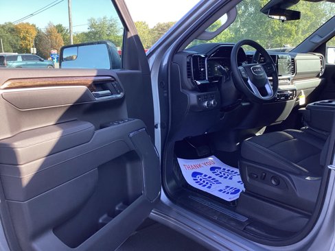 New 2026 GMC Sierra 1500 Elevation image 14