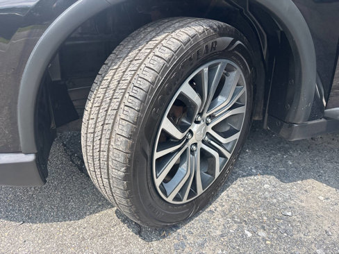 Used 2017 Mitsubishi Outlander ES image 44