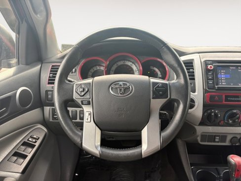 Used 2015 Toyota Tacoma 4x4 Double Cab image 13