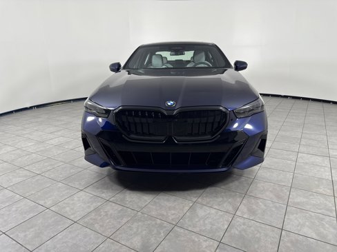 New 2026 BMW 540i xDrive image 6