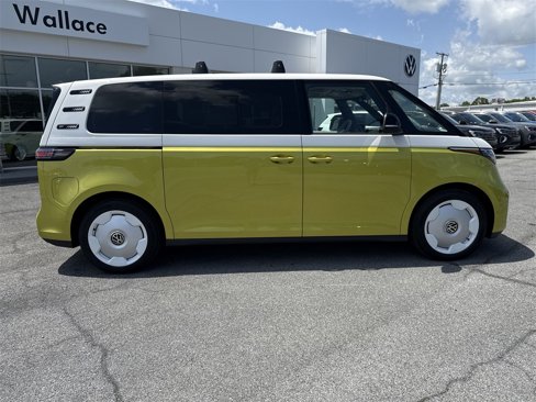 New 2025 Volkswagen ID. Buzz 1st Edition image 4