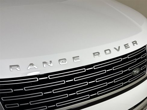 Used 2025 Land Rover Range Rover Autobiography image 33