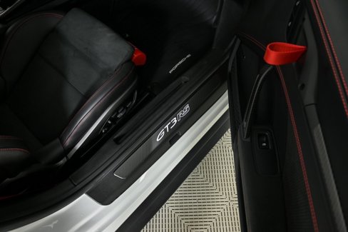 Used 2025 Porsche 911 GT3 RS w/ Weissach Package image 21