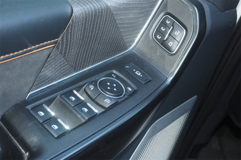 Used 2024 Ford F350 Platinum image 9