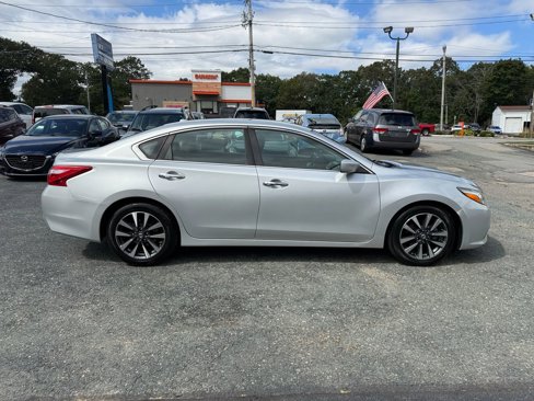 Used 2016 Nissan Altima 2.5 SV image 8