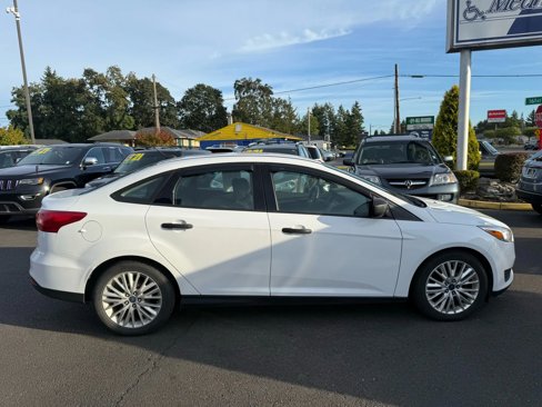Used 2017 Ford Focus S image 6
