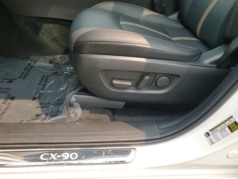 Certified 2025 MAZDA CX-90 3.3 Turbo S w/ Premium Package image 15