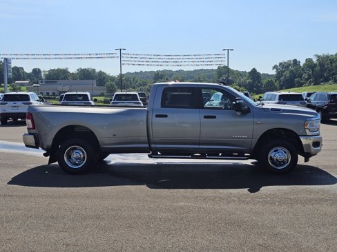 Used 2024 RAM 3500 Big Horn image 6
