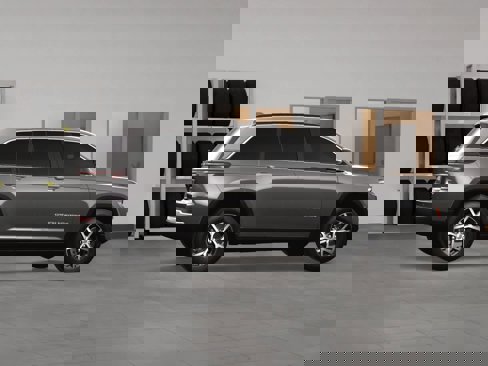 New 2025 Jeep Grand Cherokee Limited image 4