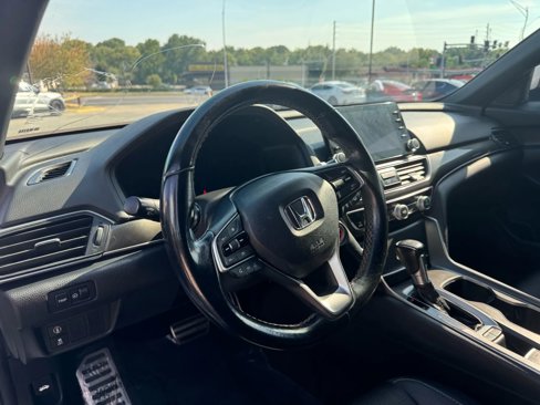 Used 2020 Honda Accord Sport image 14