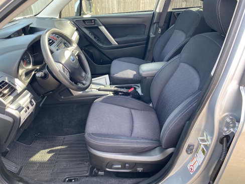 Used 2015 Subaru Forester 2.5i Premium w/ All-Weather Package image 10