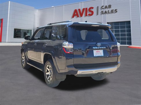 Used 2024 Toyota 4Runner TRD Off-Road Premium image 9