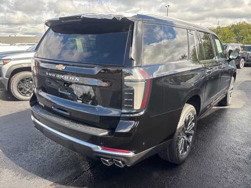 New 2026 Chevrolet Suburban High Country image 4