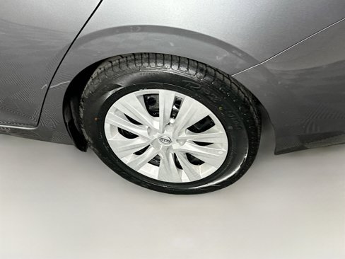 Used 2024 Nissan Sentra S image 11